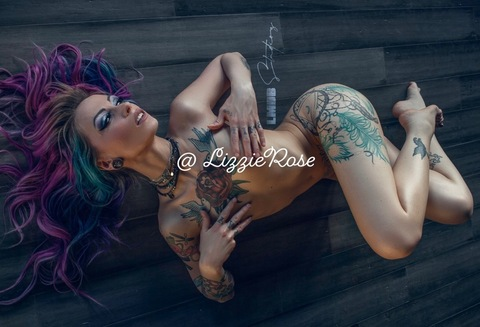 Header of lizzierose