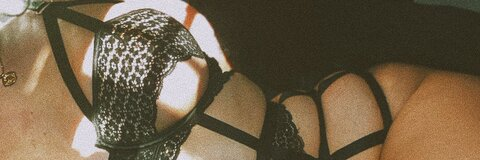 Header of poppygordonxxx